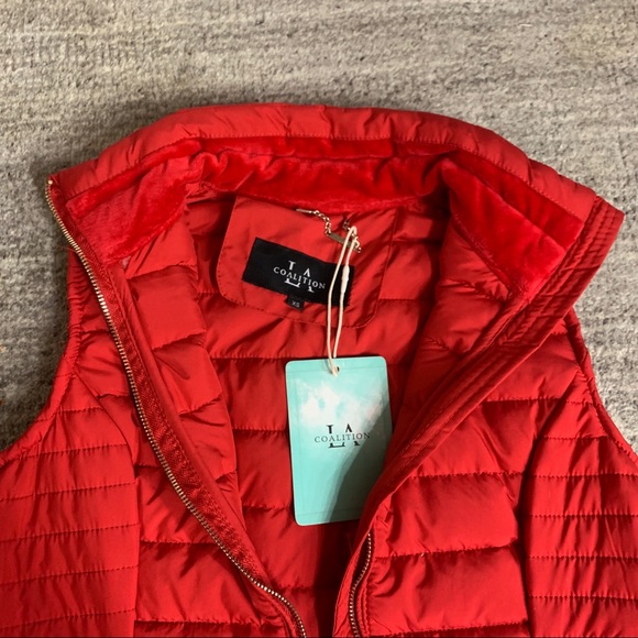 NWT XS Coalition LA Quilted Red Vest - Picture 5 of 7